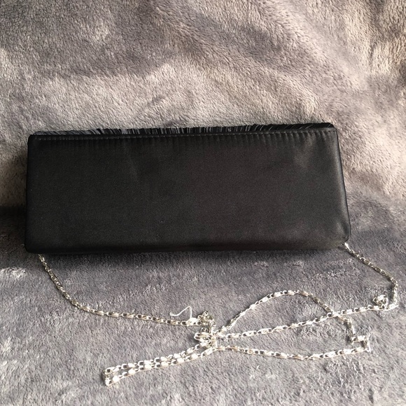 𝅺WHITTALL & Shon Black Rhinestone‎ brooch with a bow clutch or shoulder purse - Picture 4 of 11